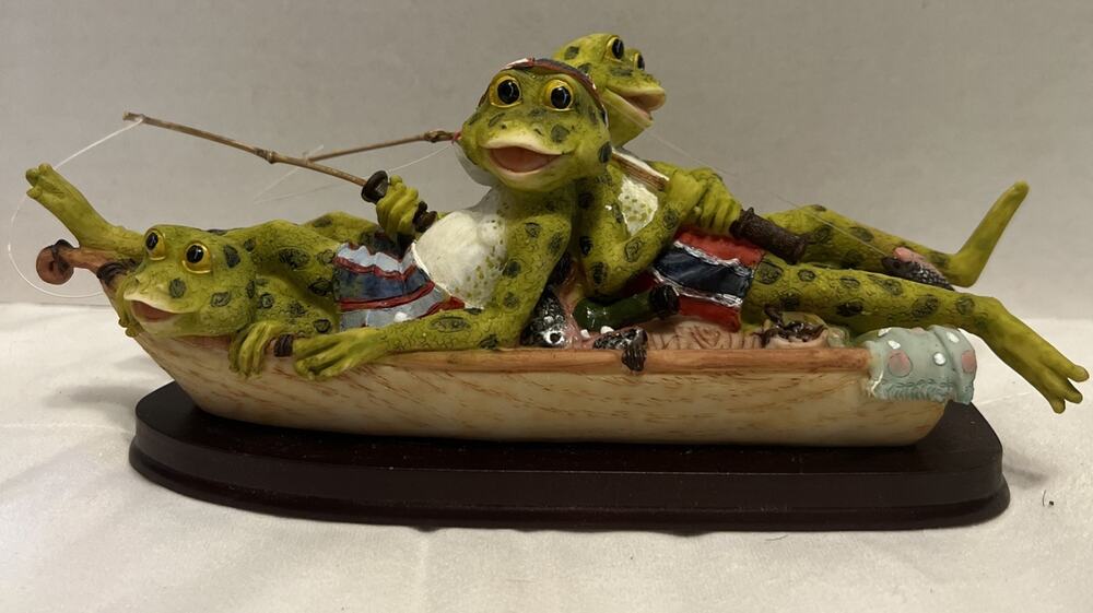 Fishing Boat Frogs Figurine Statue w/Wood Base 9" Long x 3.5" Wide With Box